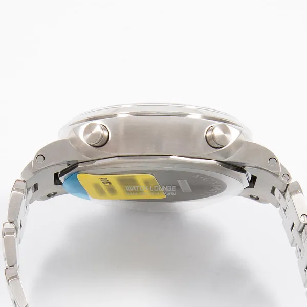 18407_watchlounge_lo.jpg