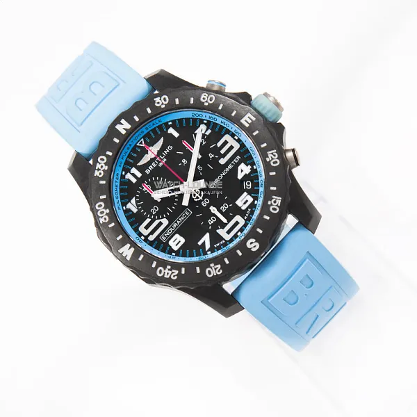 18413_watchlounge_lo.jpg