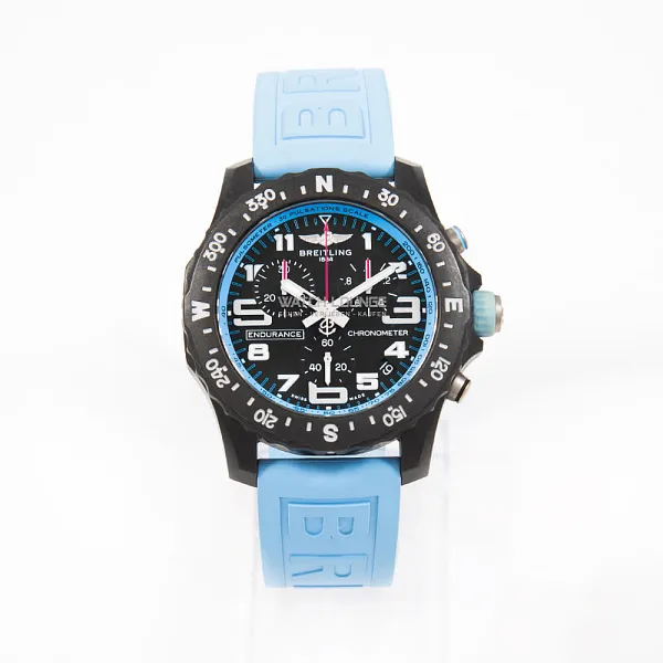 18414_watchlounge_lo.jpg