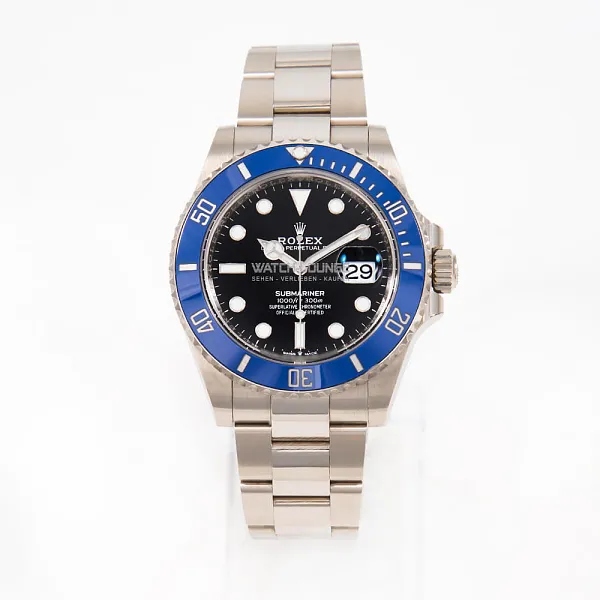 18432_watchlounge_lo.jpg