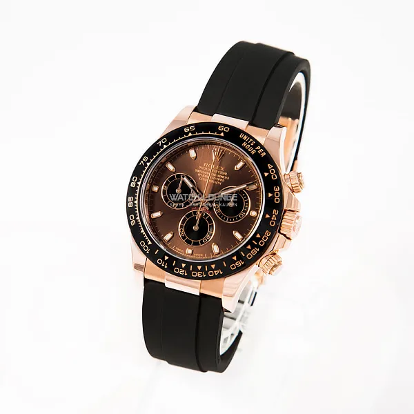 18446_watchlounge_lo.jpg