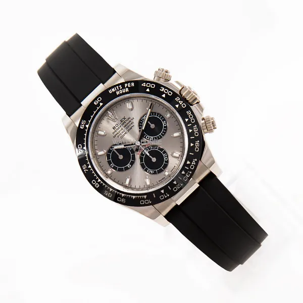 18456_watchlounge_lo.jpg