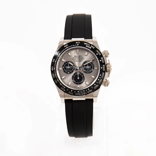 18457_watchlounge_lo.jpg