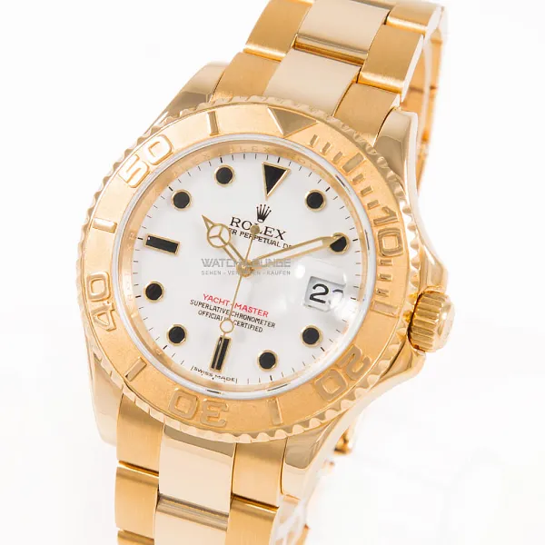 18468_watchlounge_lo_1.jpg