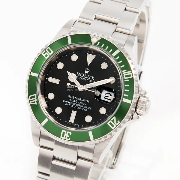 18479_watchlounge_lo_1.jpg