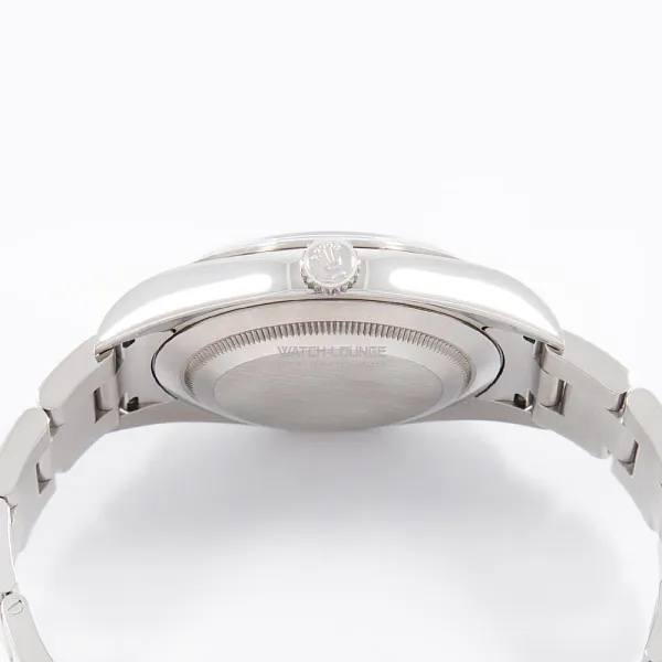 18497_watchlounge_lo.jpg