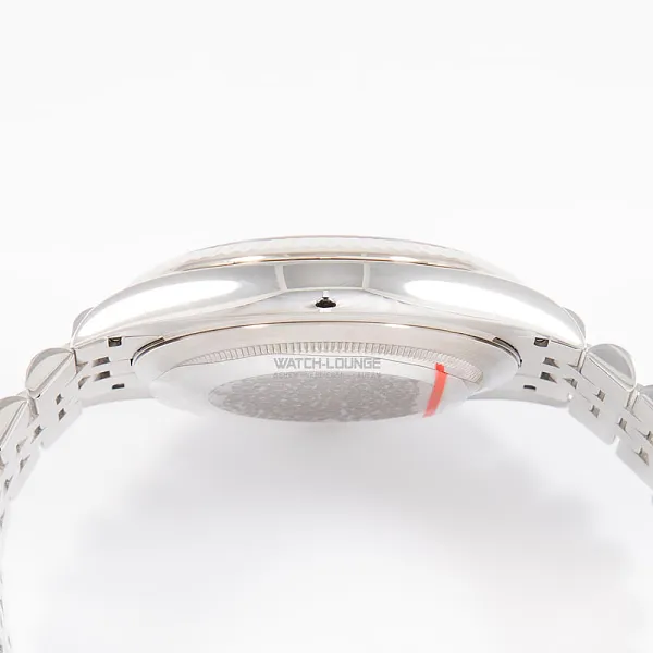 18509_watchlounge_lo.jpg