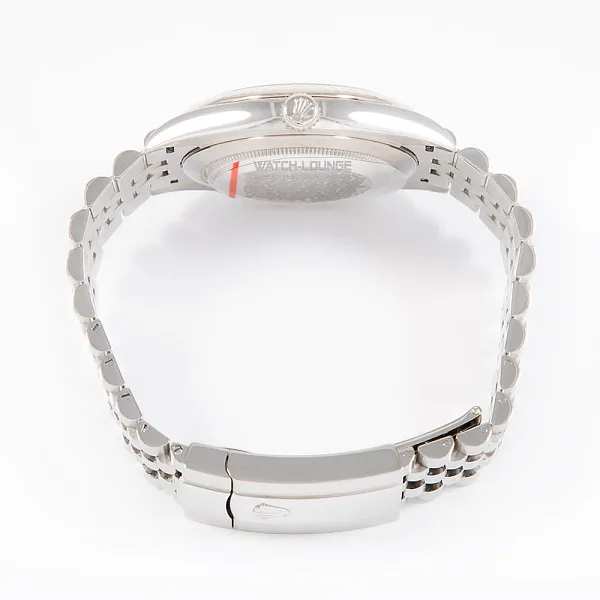 18510_watchlounge_lo.jpg