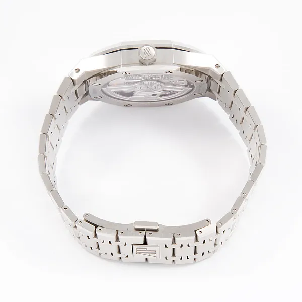 18533_watchlounge_lo.jpg