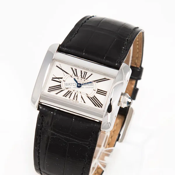 18536_watchlounge_lo_1.jpg