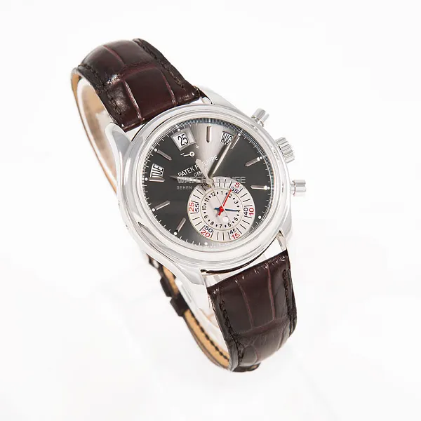 18619_watchlounge_lo.jpg