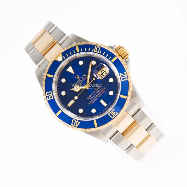 18629_watchlounge_lo.jpg