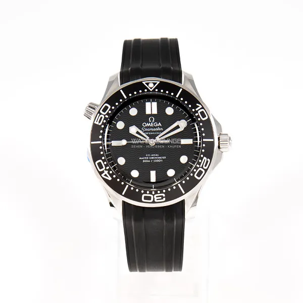 18684_watchlounge_lo.jpg