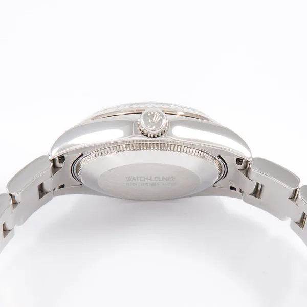18735_watchlounge_lo.jpg