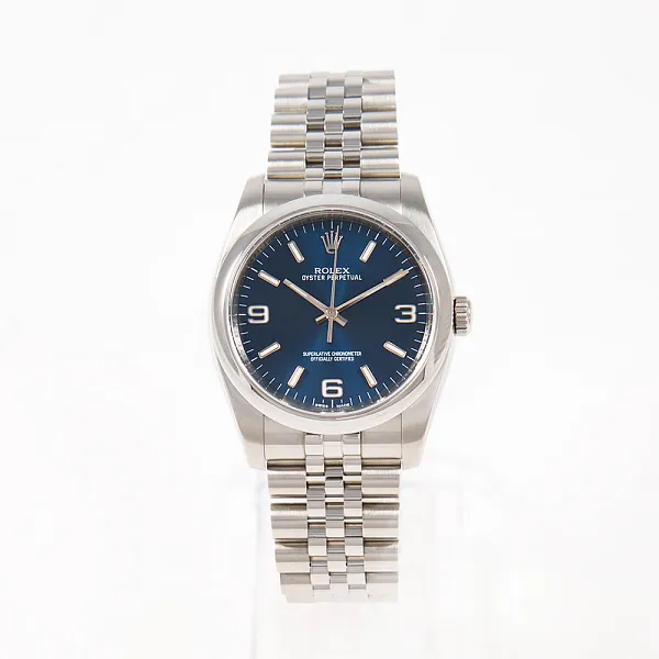 18744_watchlounge.jpg