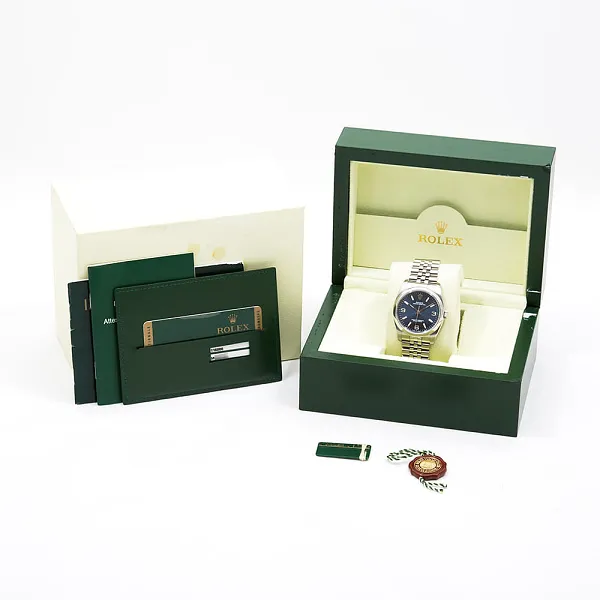 18751_watchlounge.jpg