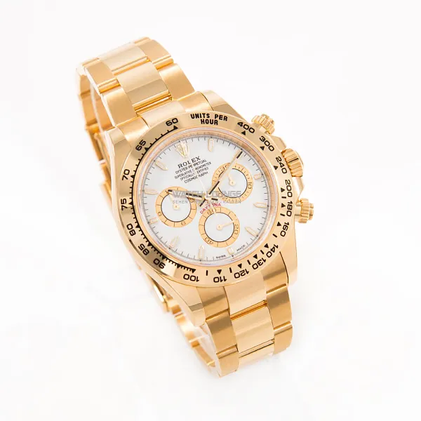 18780_watchlounge_lo.jpg