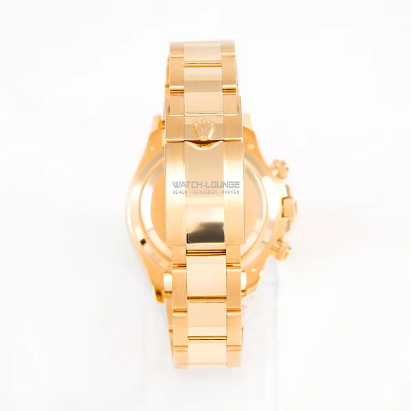 18785_watchlounge_lo.jpg
