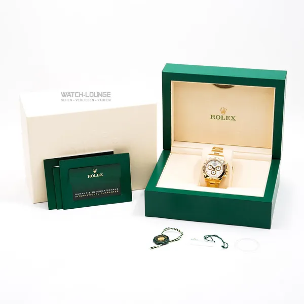 18786_watchlounge_lo.jpg