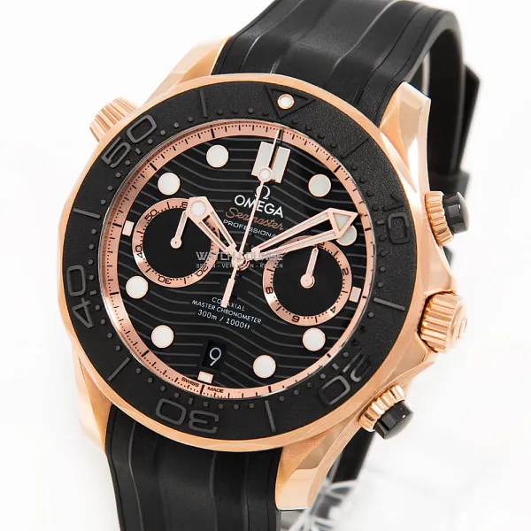 18798_watchlounge_lo_1.jpg