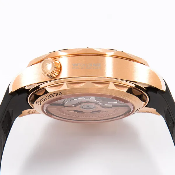 18804_watchlounge_lo.jpg