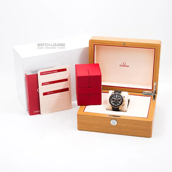 18808_watchlounge_lo.jpg