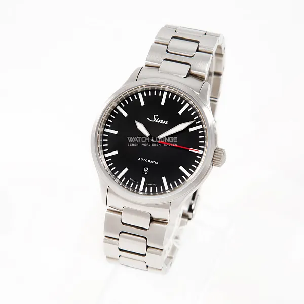 18813_watchlounge_lo.jpg