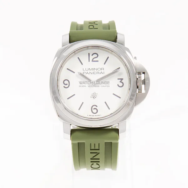 18822_watchlounge_lo.jpg