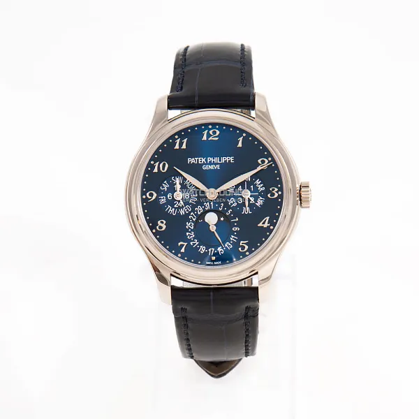 18845_watchlounge_lo.jpg