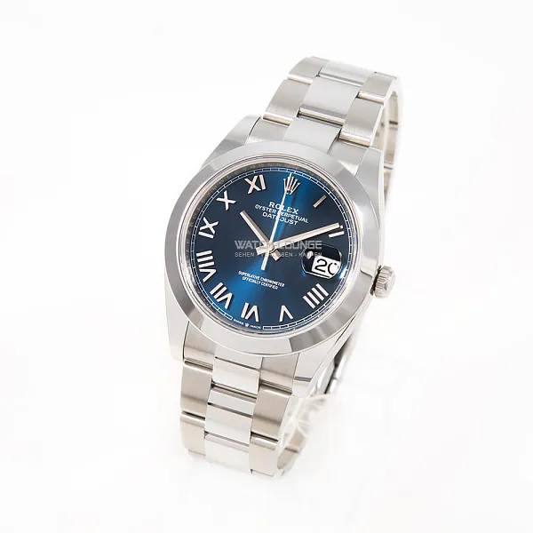 18891_watchlounge_lo.jpg