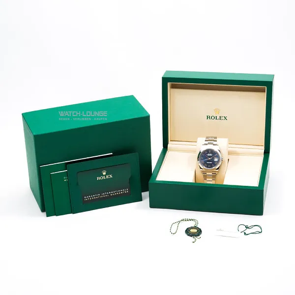 18896_watchlounge_lo.jpg
