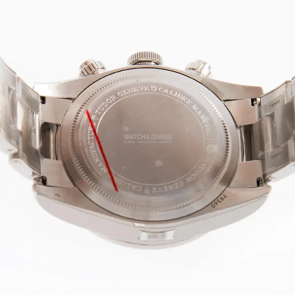 18984_watchlounge_lo.jpg