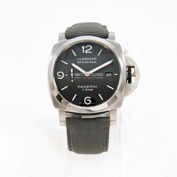 18993_watchlounge_lo.jpg