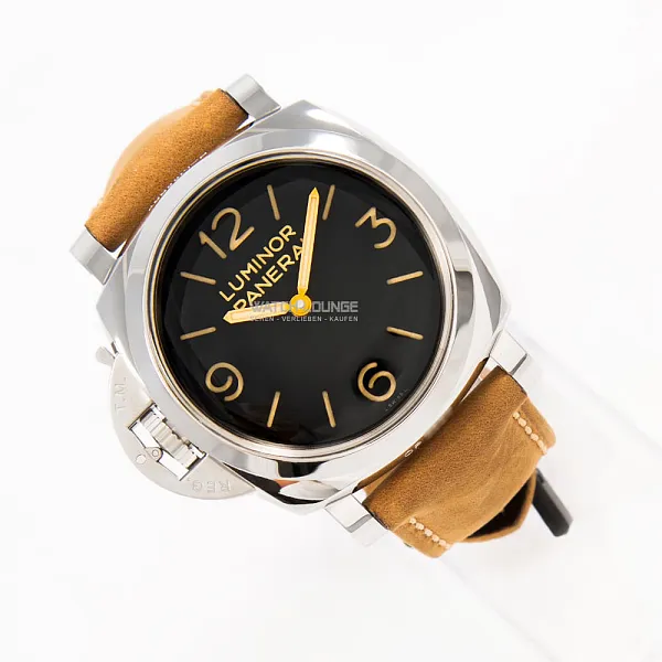 19003_watchlounge_lo.jpg