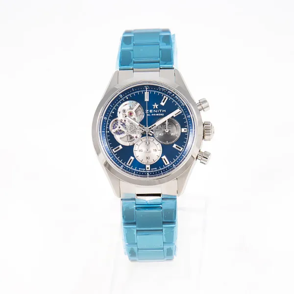 19016_watchlounge_lo.jpg