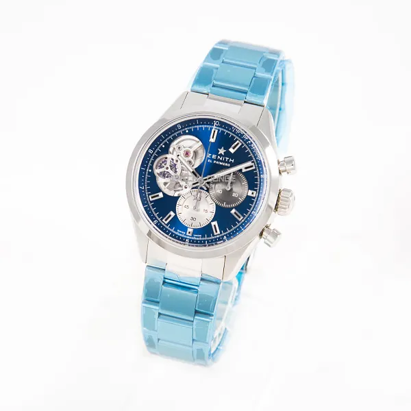 19018_watchlounge_lo.jpg