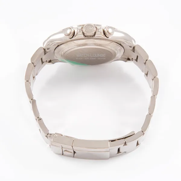 19082_watchlounge_lo.jpg