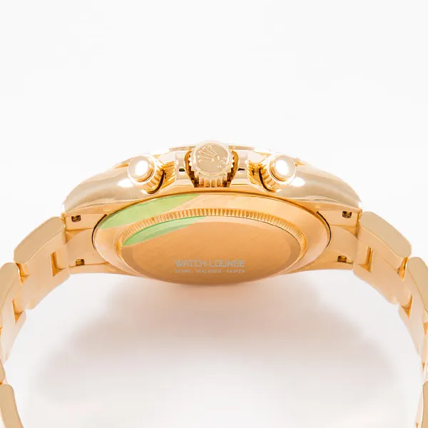 19095_watchlounge_lo.jpg