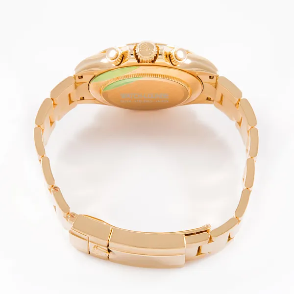 19097_watchlounge_lo.jpg