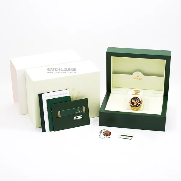 19100_watchlounge_lo.jpg