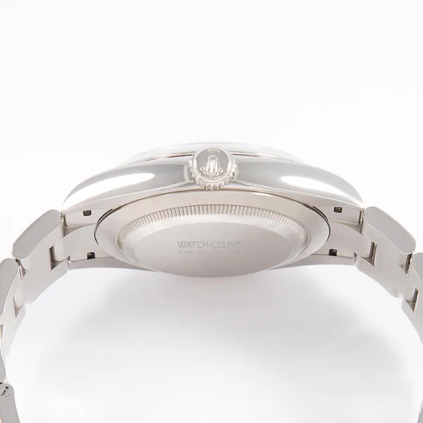 19112_watchlounge_lo.jpg