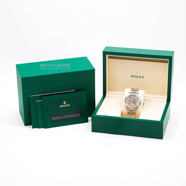 19117_watchlounge_lo.jpg