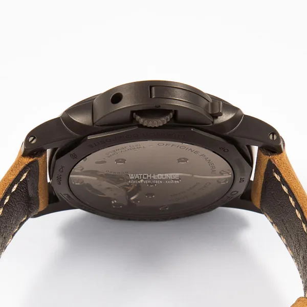 19125_watchlounge_lo.jpg