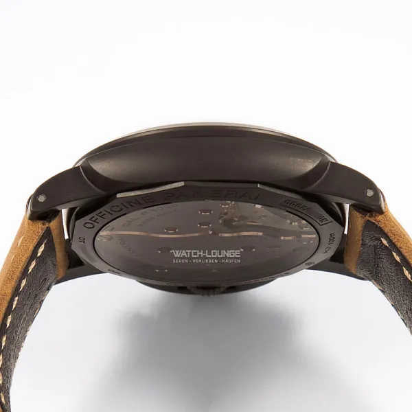 19126_watchlounge_lo.jpg