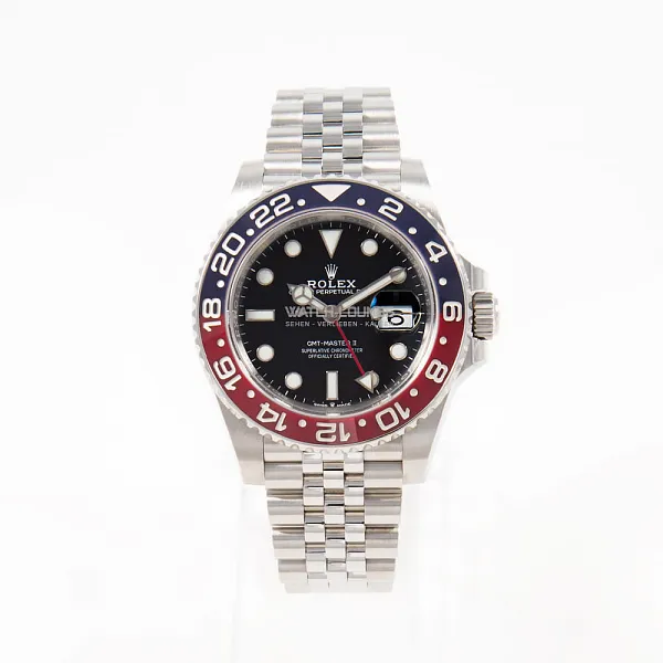 19146_watchlounge_lo.jpg