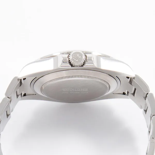 19174_watchlounge_lo.jpg