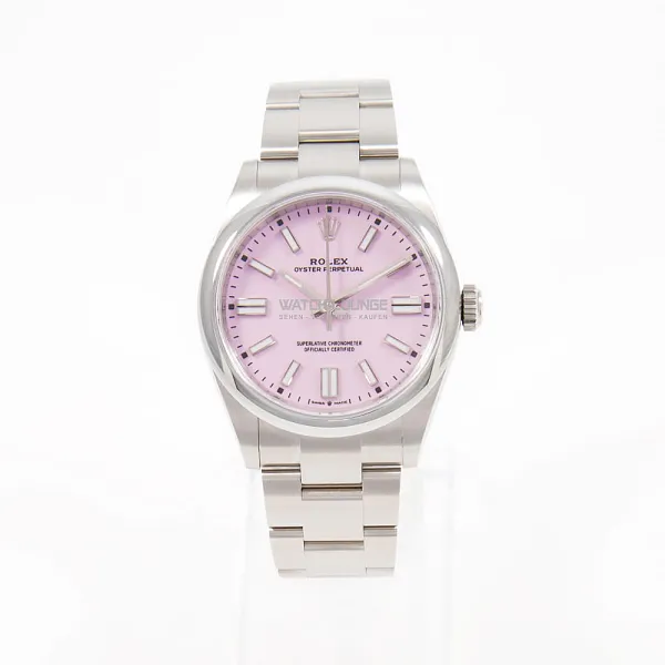 19198_watchlounge_lo.jpg
