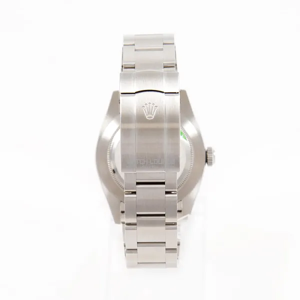 19204_watchlounge_lo.jpg