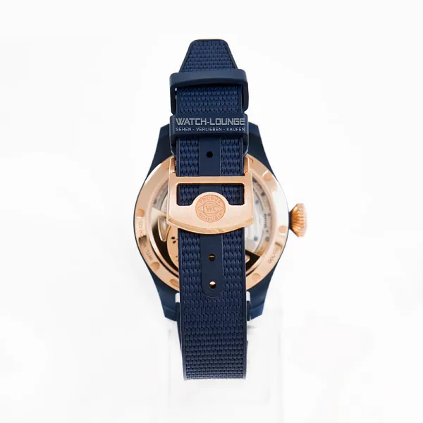 19221_watchlounge_lo.jpg