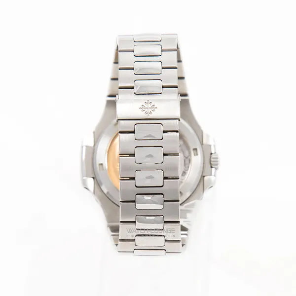 19233_watchlounge_lo.jpg